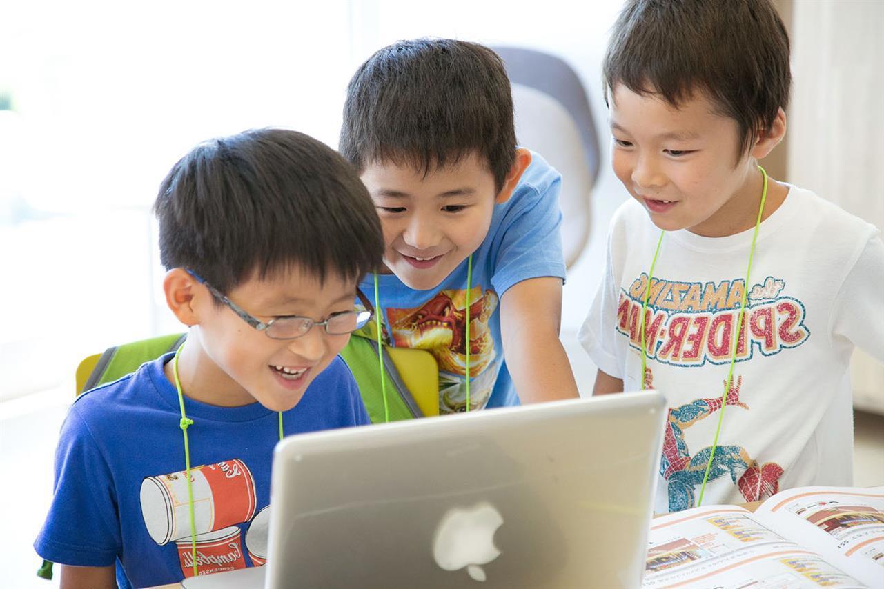 塚口で子供に人気の習い事、プログラミング学習なら髙橋塾へ！